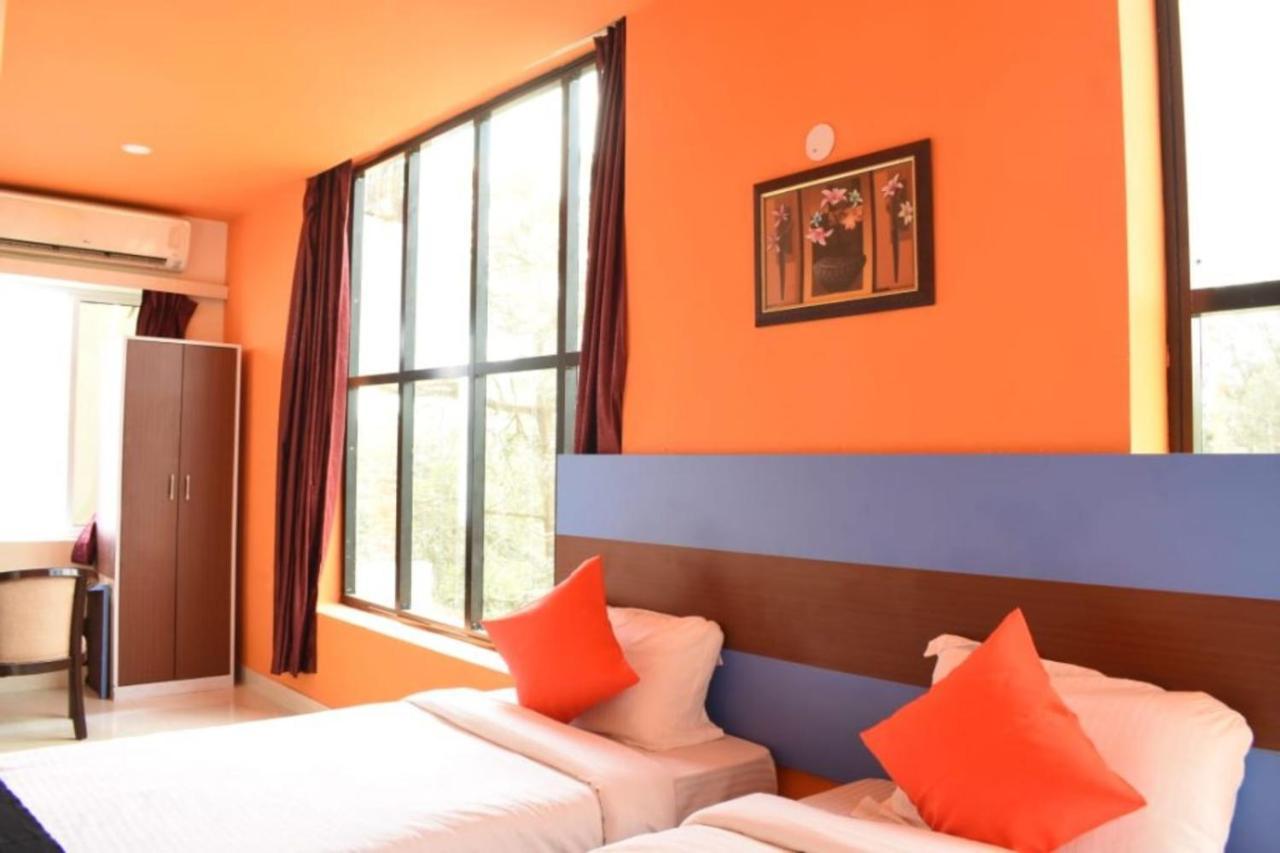 Goroomgo Hotel Planet Bhubaneswar Ngoại thất bức ảnh