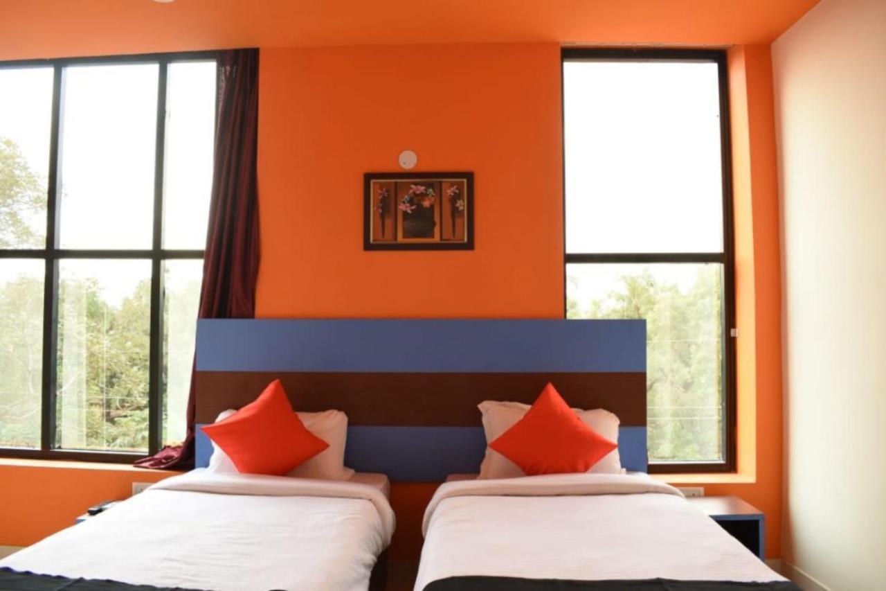 Goroomgo Hotel Planet Bhubaneswar Ngoại thất bức ảnh