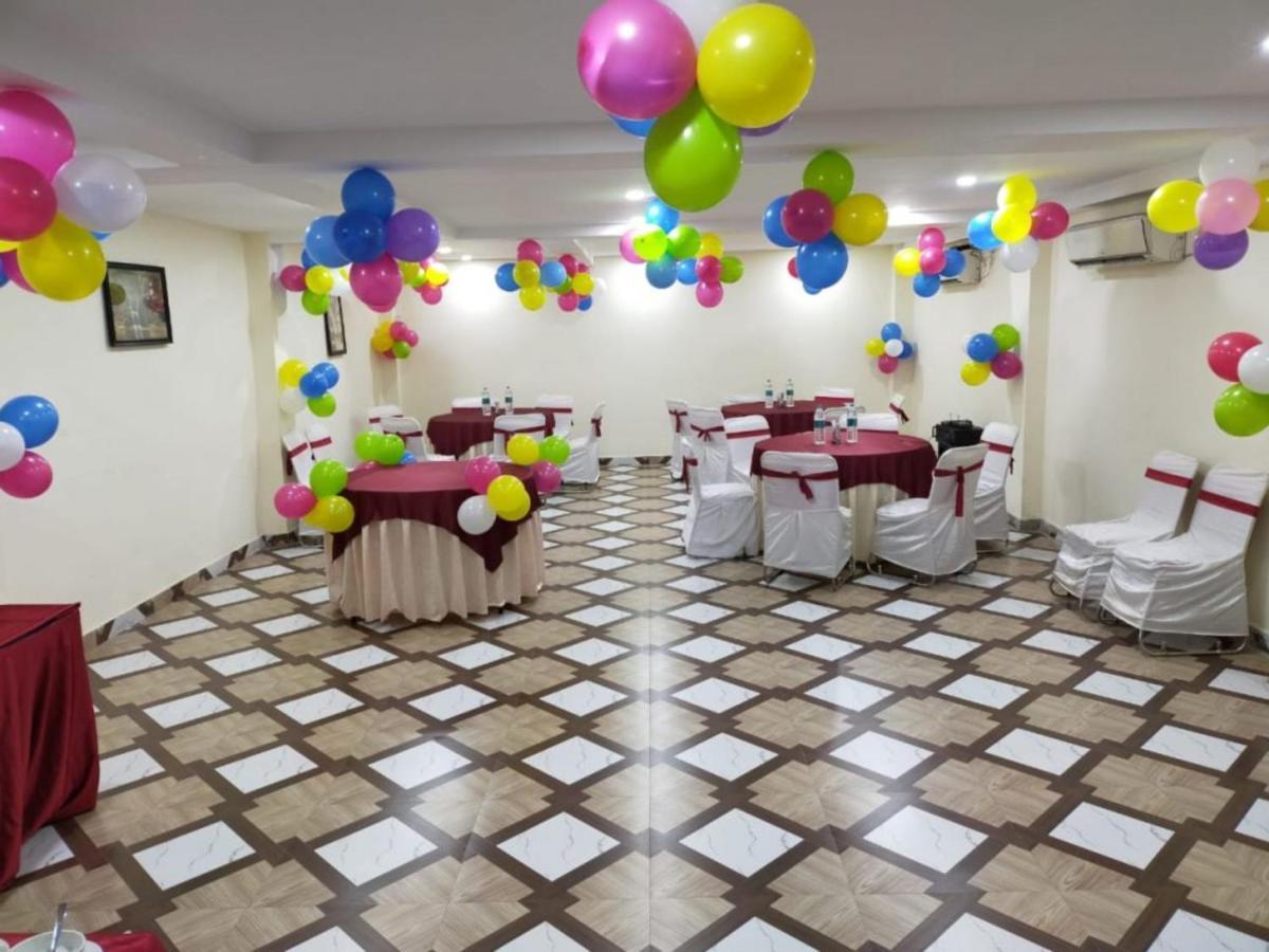 Goroomgo Hotel Planet Bhubaneswar Ngoại thất bức ảnh